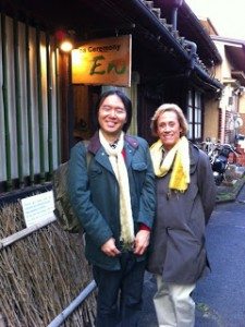 Unique Japan Tours Clients with Guide Kyoto