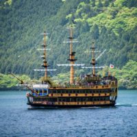 hakone_japan_vintage_pirate_tourist_boat_sailing_at_the_ashi_ko_lake_in_hakone_e